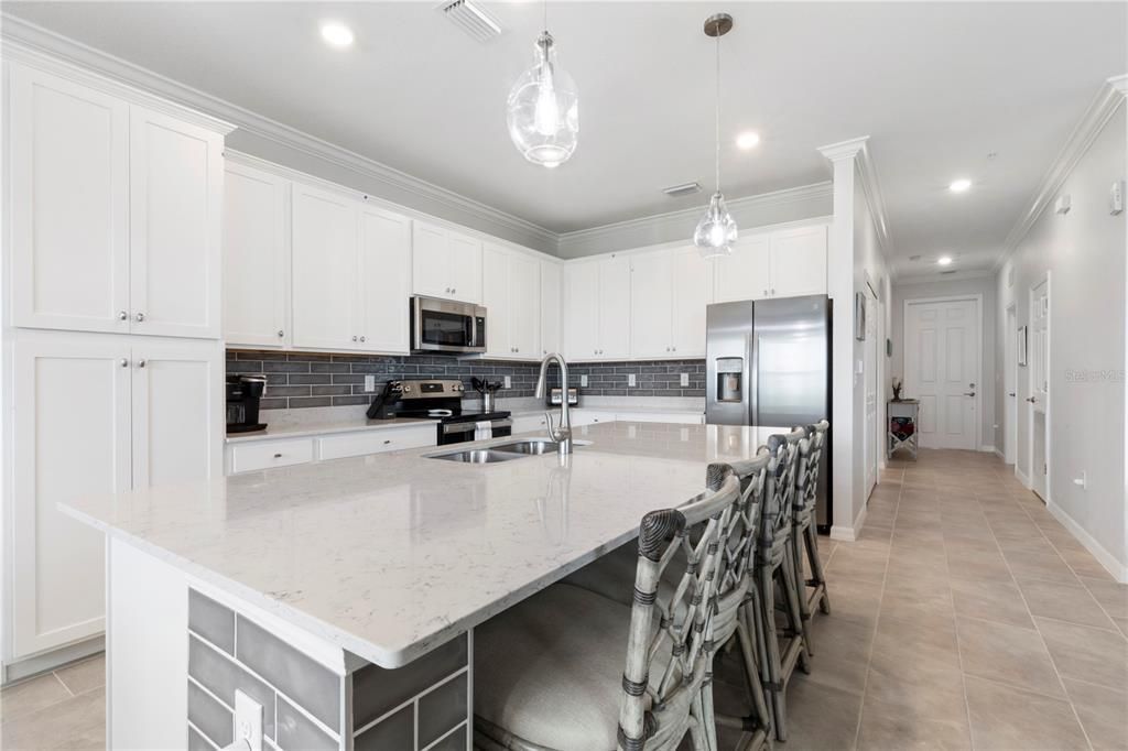 18008 Gawthrop Drive, Unit 402, Lakewood Ranch, FL 34211 Photo