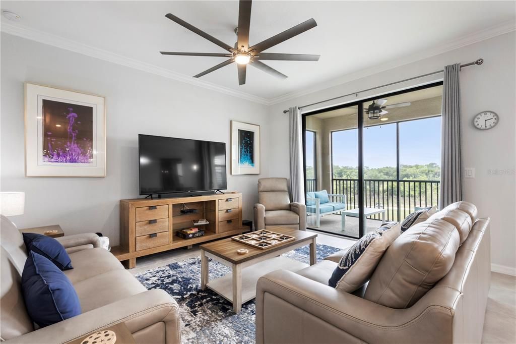 18008 Gawthrop Drive, Unit 402, Lakewood Ranch, FL 34211 Photo