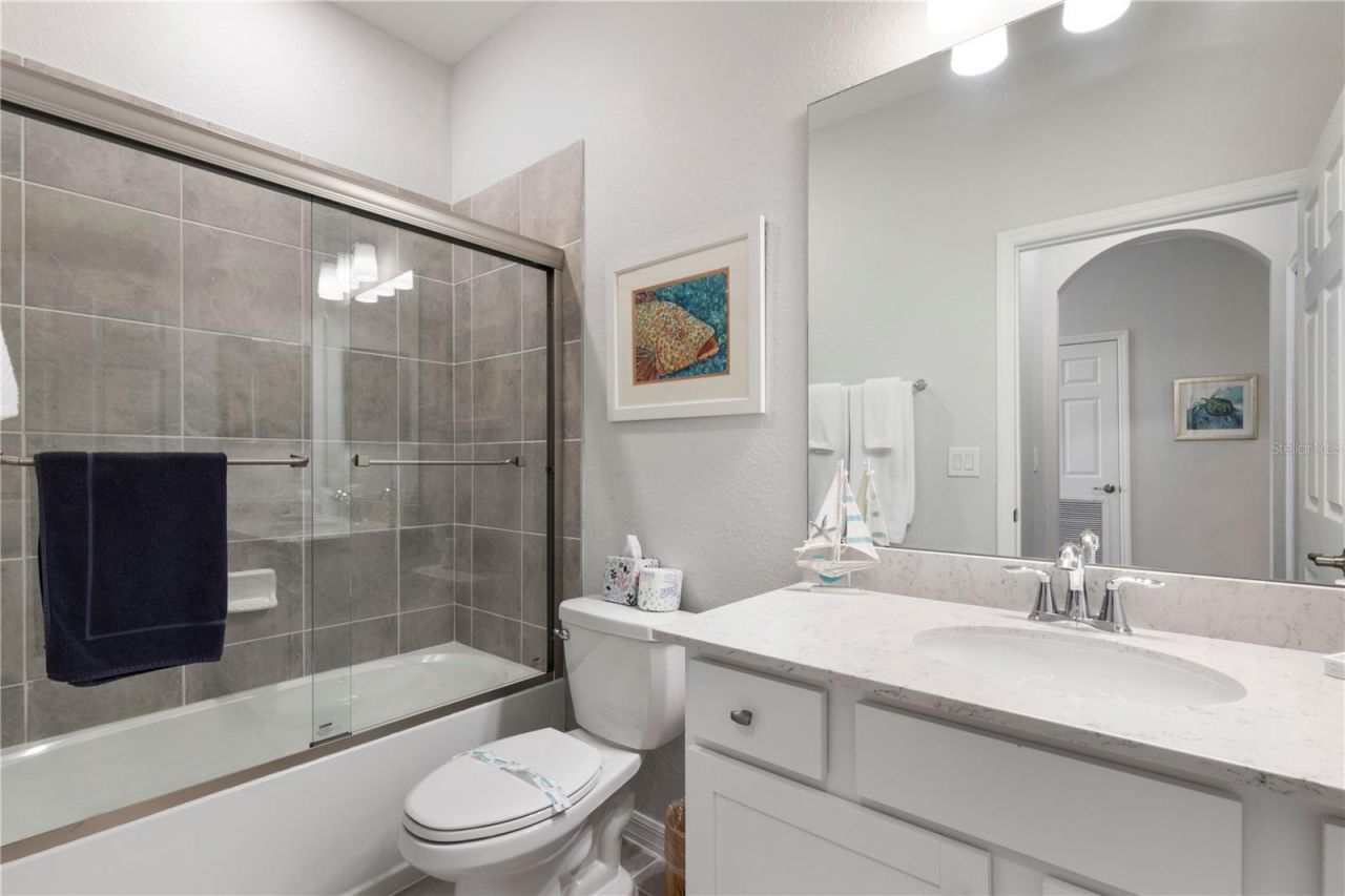 18008 Gawthrop Drive, Unit 402, Lakewood Ranch, FL 34211 Photo