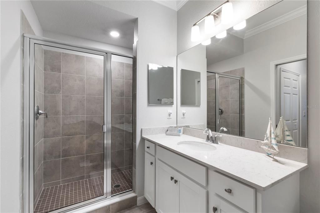 18008 Gawthrop Drive, Unit 402, Lakewood Ranch, FL 34211 Photo