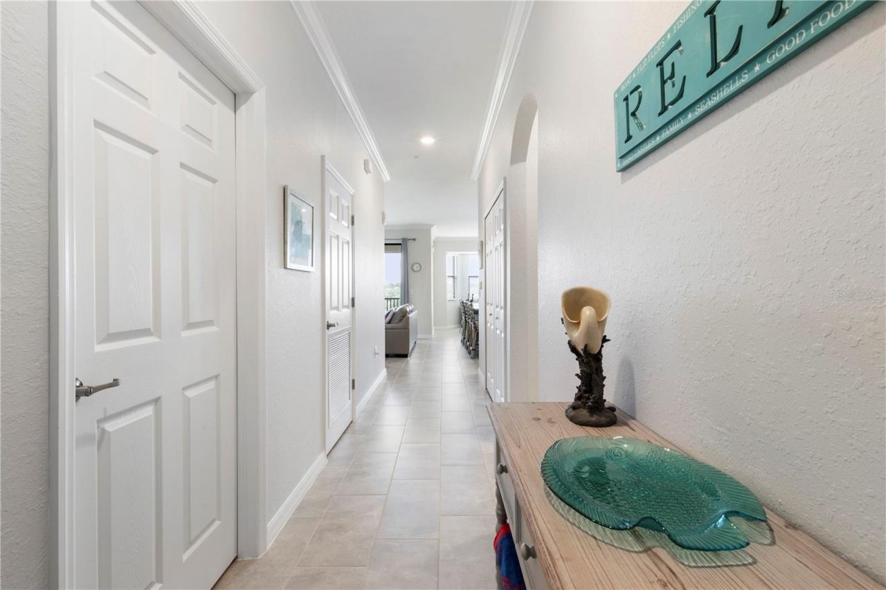 18008 Gawthrop Drive, Unit 402, Lakewood Ranch, FL 34211 Photo