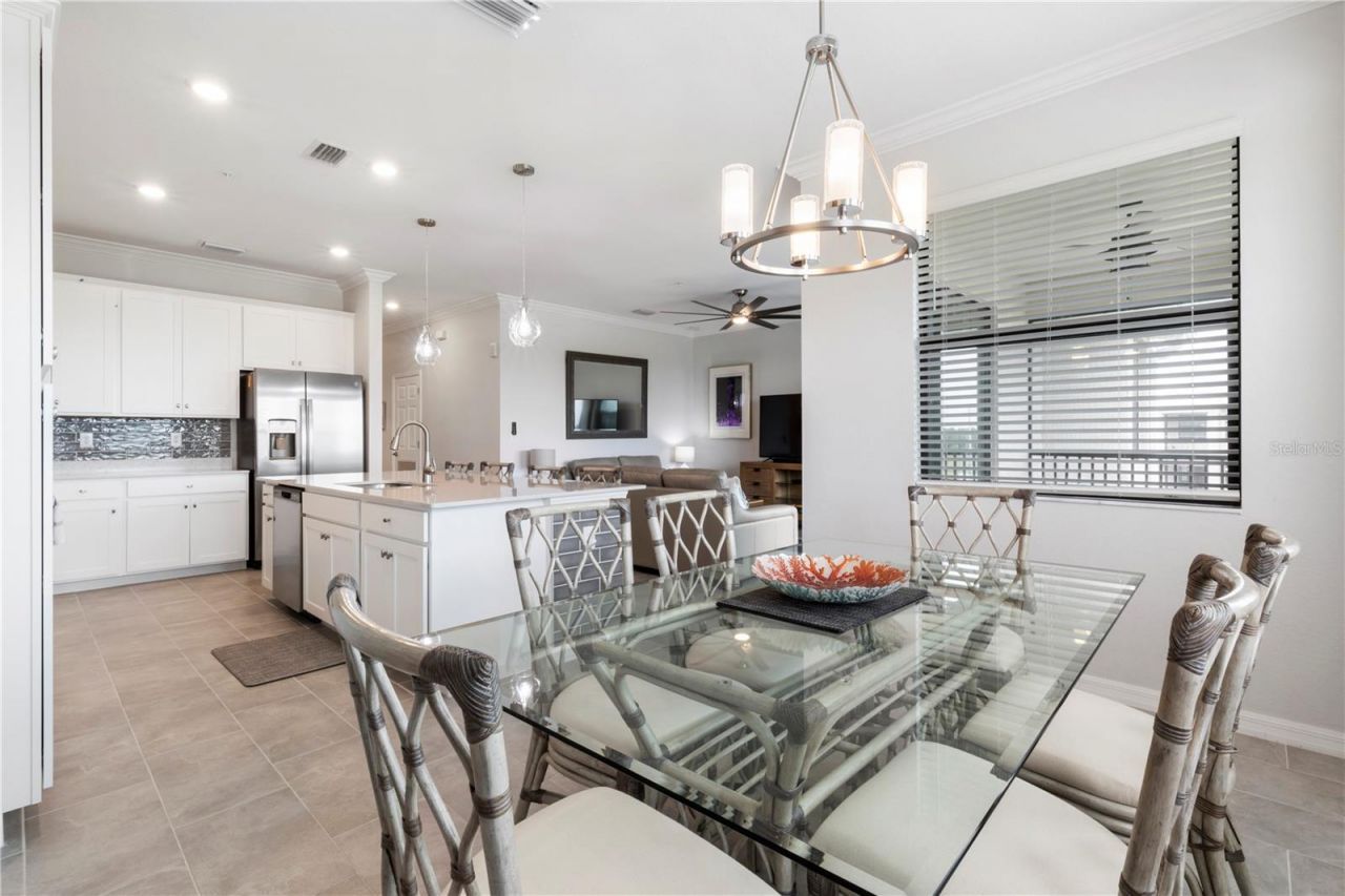 18008 Gawthrop Drive, Unit 402, Lakewood Ranch, FL 34211 Photo