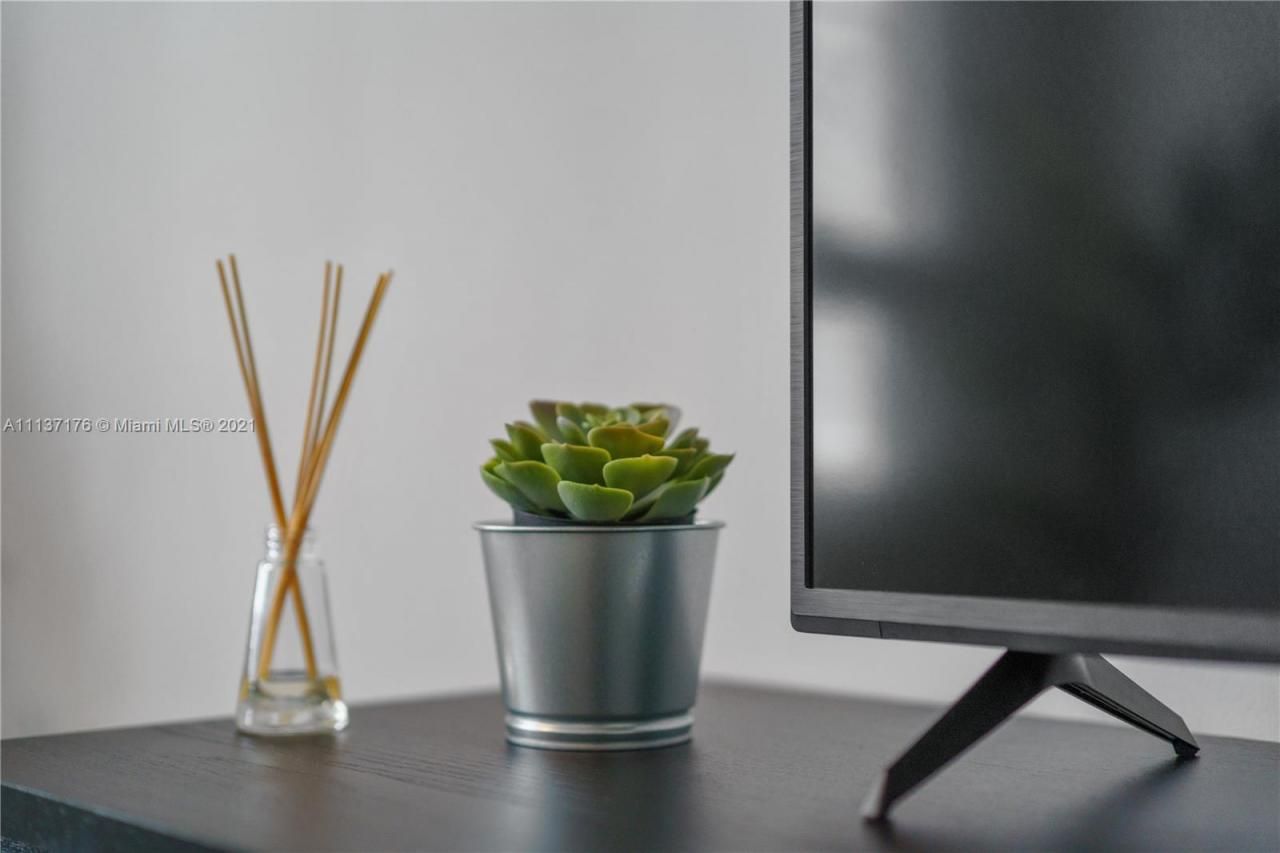 Please Call For Address, Unit 703, Miami, FL 33137 Photo