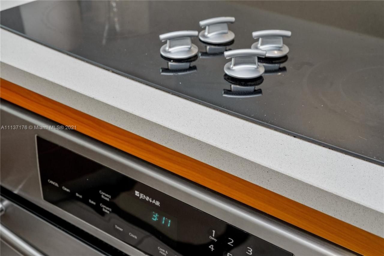 Please Call For Address, Unit 703, Miami, FL 33137 Photo