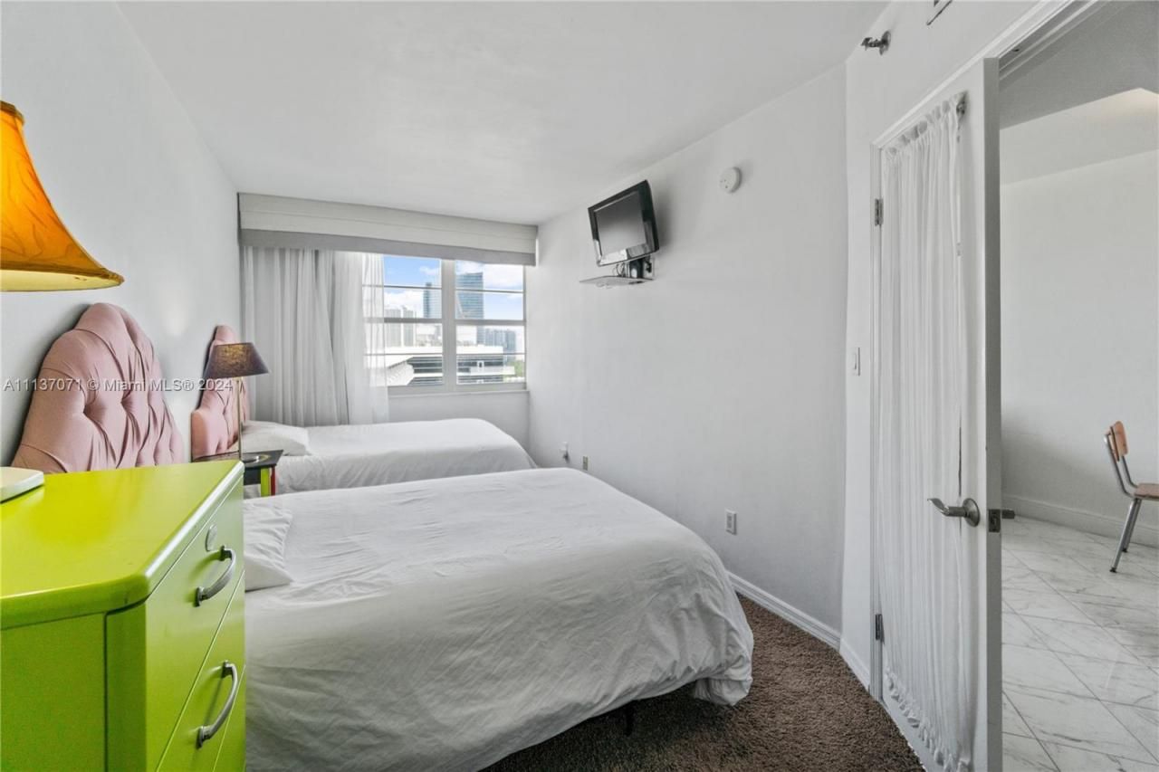 100 Lincoln Rd, Unit 1531, Miami Beach, FL 33139 Photo