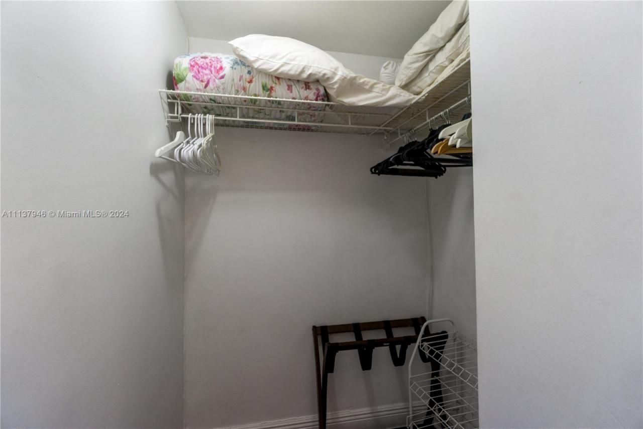 100 Lincoln Rd, Unit 1533, Miami Beach, FL 33139 Photo