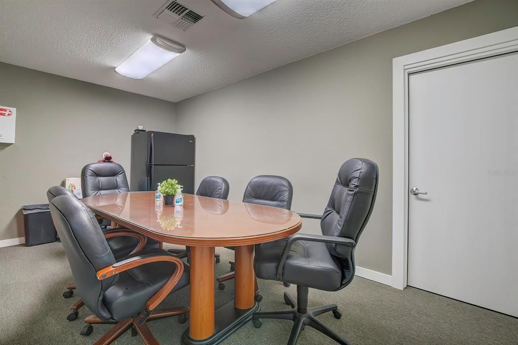 6001 Deltona Boulevard, Spring Hill, FL 34606 Photo