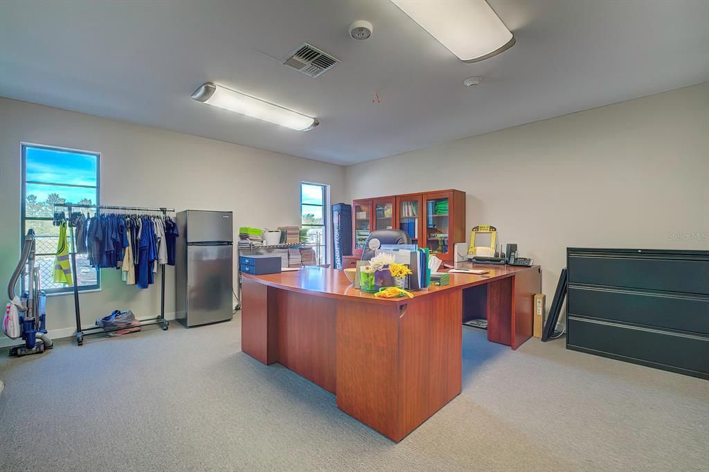 6001 Deltona Boulevard, Spring Hill, FL 34606 Photo