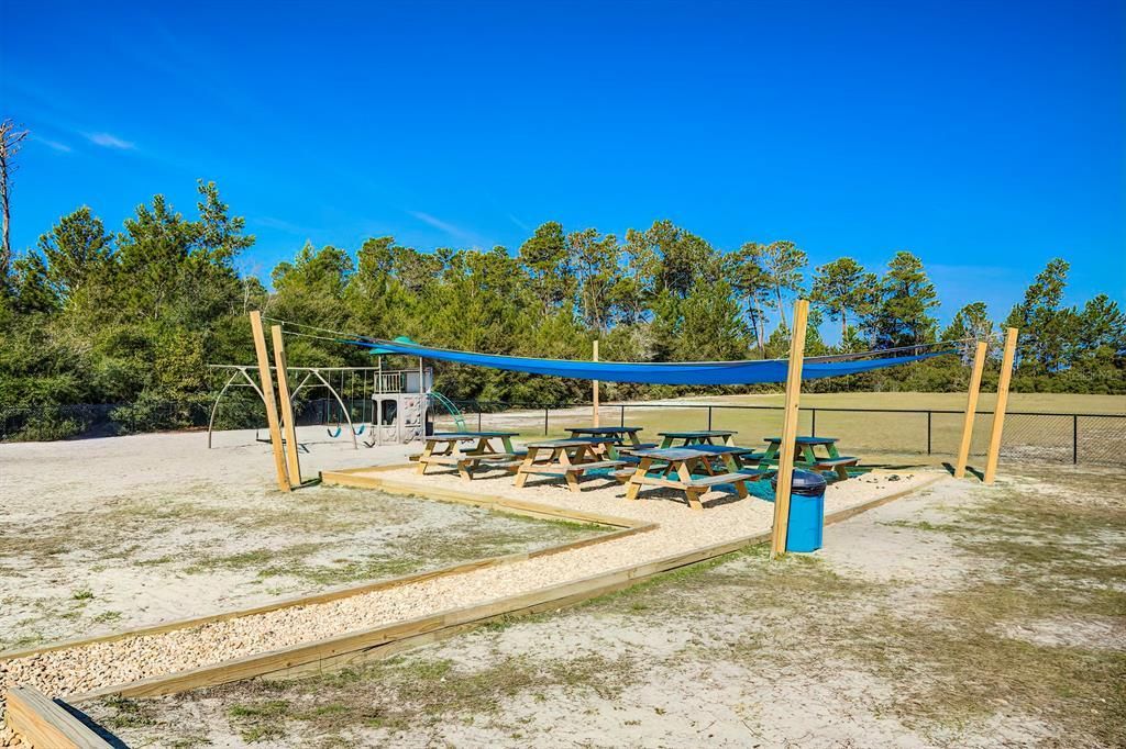 6001 Deltona Boulevard, Spring Hill, FL 34606 Photo