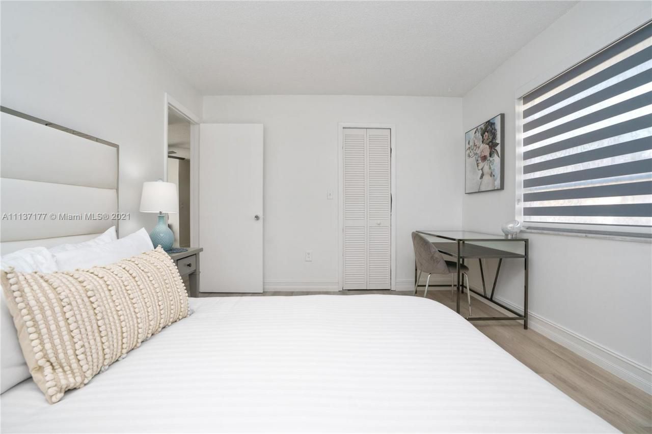 20077 SW 87th Pl, Unit 20077, Cutler Bay, FL 33189 Photo