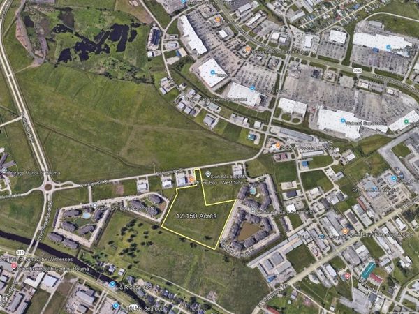 613 Enterprise Dr, Houma, LA 70360