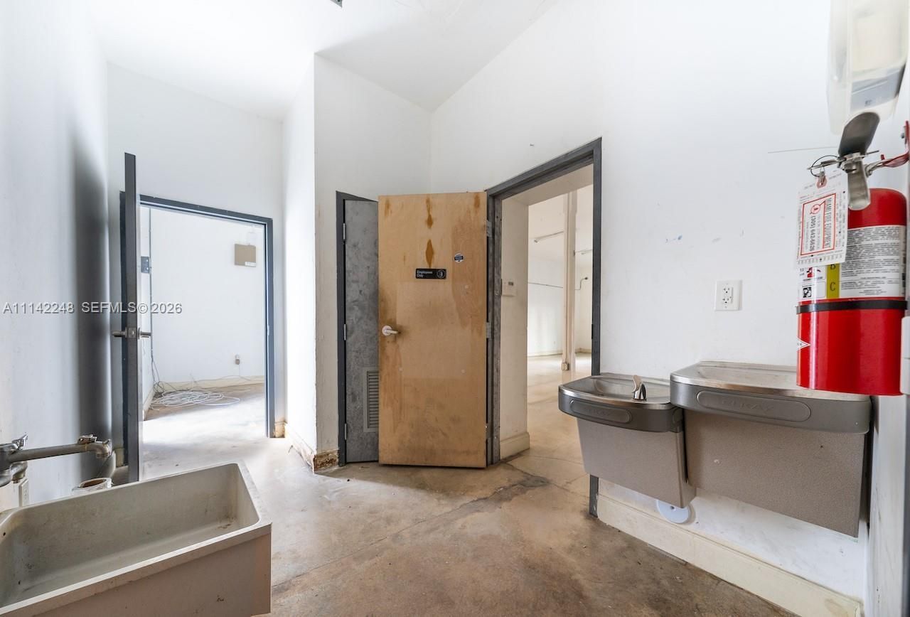 1525 NW 3rd Ave, Miami, FL 33136 Photo