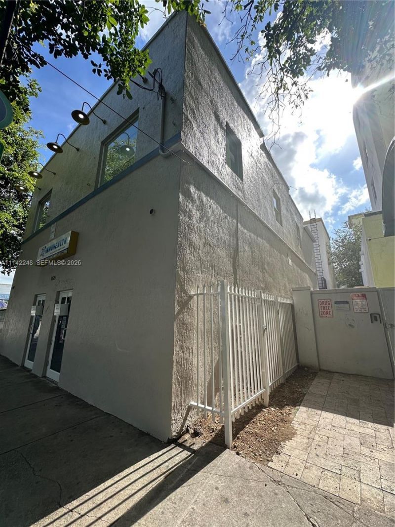 1525-27 NW 3rd Ave, Miami, FL 33136 Photo