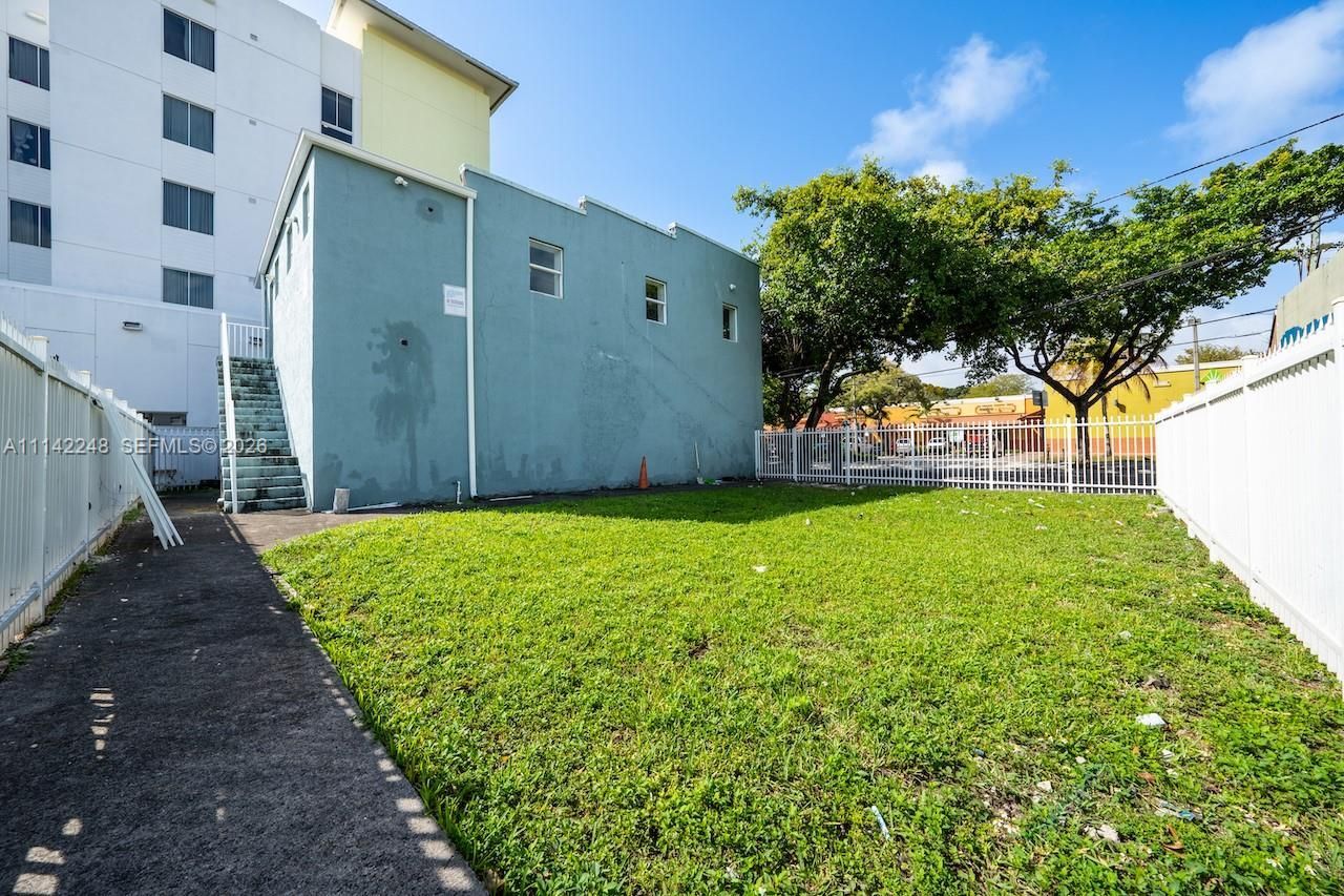 1525-27 NW 3rd Ave, Miami, FL 33136 Photo