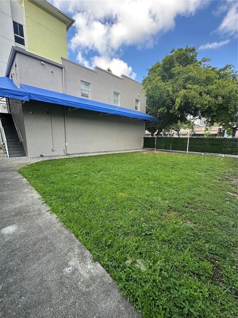 1525-27 NW 3rd Ave, Miami, FL 33136 Photo