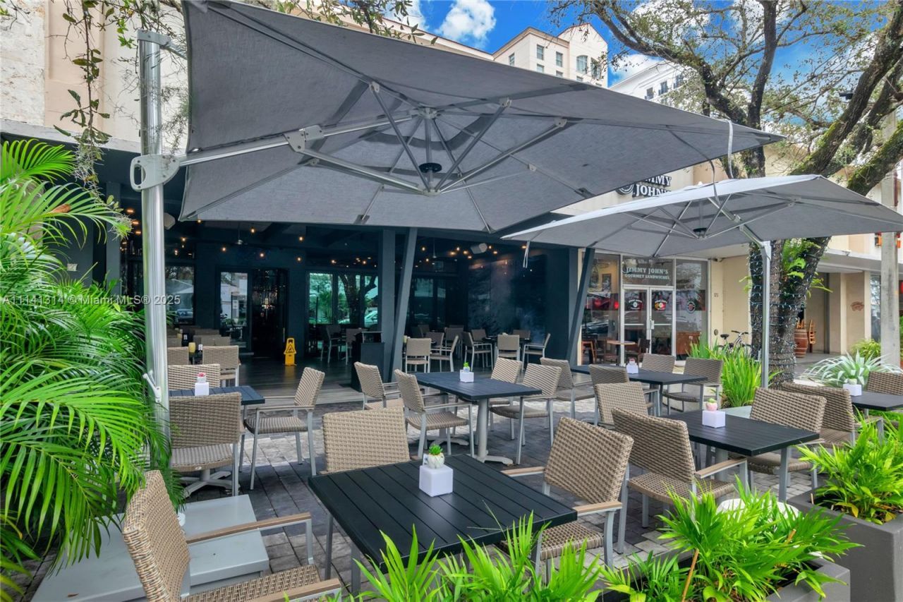 Miracle Mile- Restaurant For Sale, Coral Gables, FL 33134 Photo