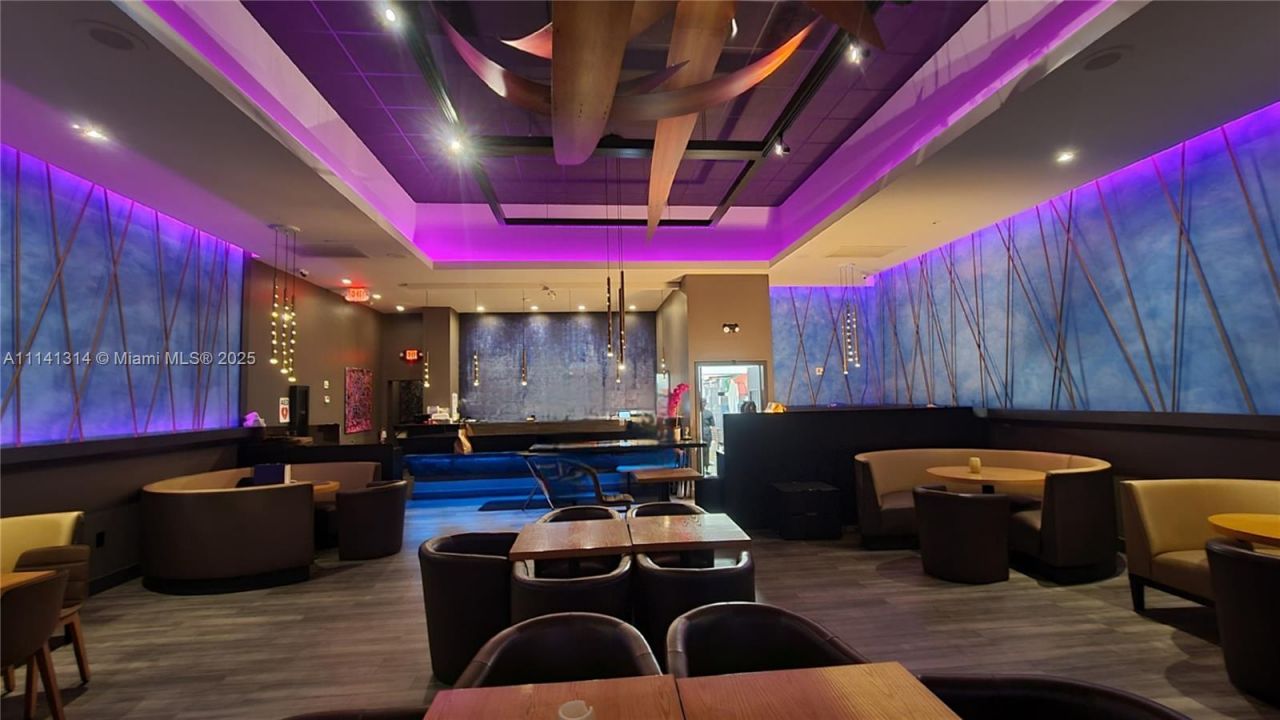 Miracle Mile- Restaurant For Sale, Coral Gables, FL 33134 Photo