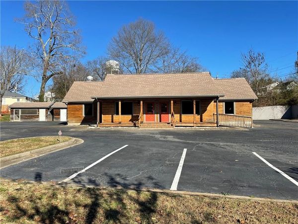 4685 S Lee Street, Buford, GA 30518