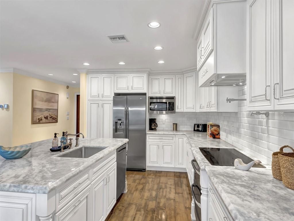 726 Flamevine Lane, Vero Beach, FL 32963 Photo