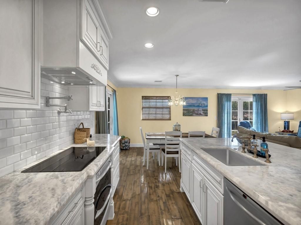 726 Flamevine Lane, Vero Beach, FL 32963 Photo