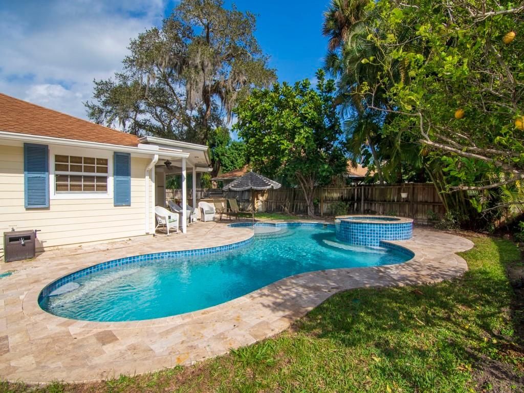 726 Flamevine Lane, Vero Beach, FL 32963 Photo