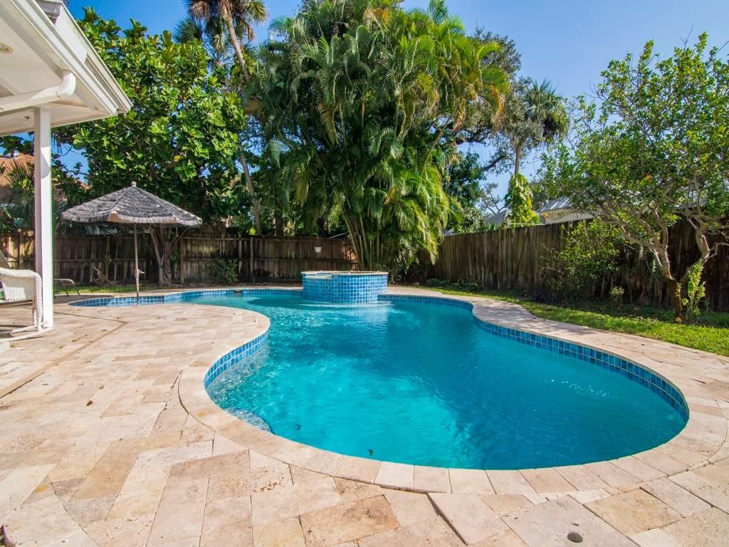 726 Flamevine Lane, Vero Beach, FL 32963 Photo