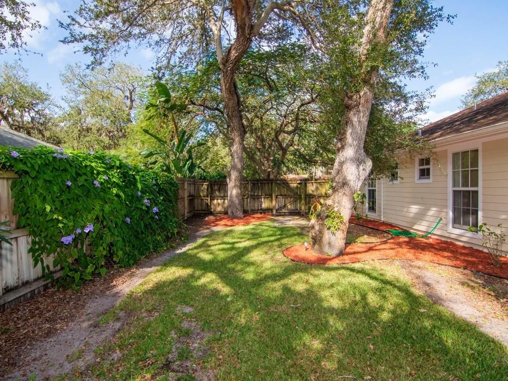 726 Flamevine Lane, Vero Beach, FL 32963 Photo