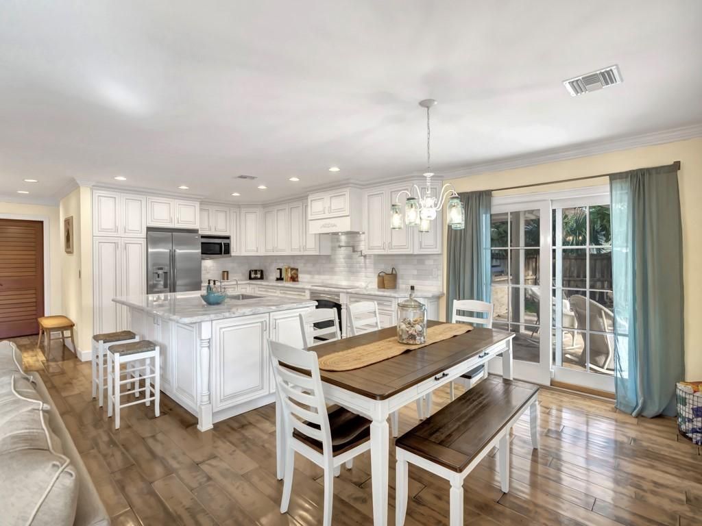 726 Flamevine Lane, Vero Beach, FL 32963 Photo