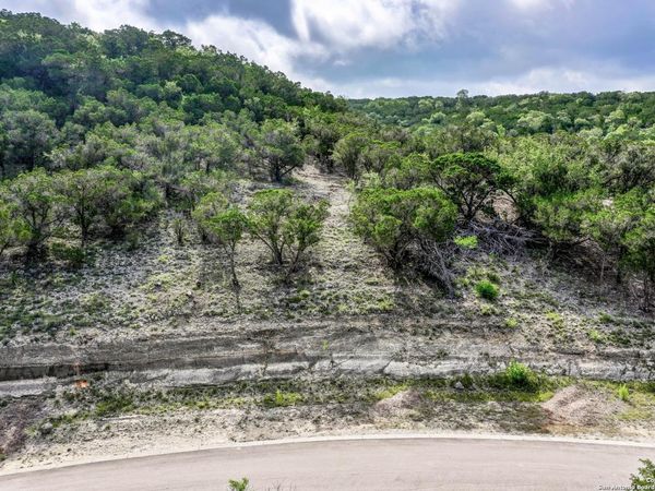 370 Private Road 1742, Mico, TX 78056