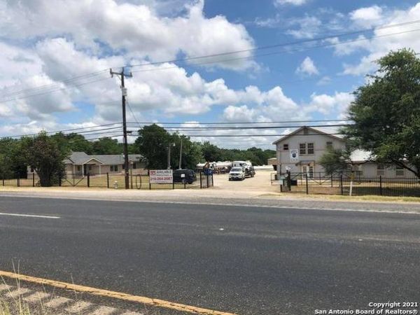 12440 S US HIGHWAY 181, San Antonio, TX 78223
