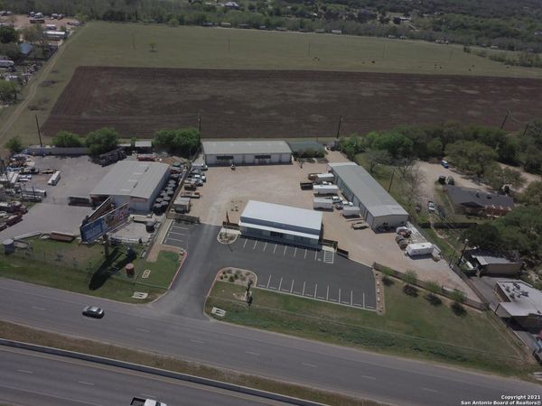 8603 US Highway 281 N, Spring Branch, TX 78070
