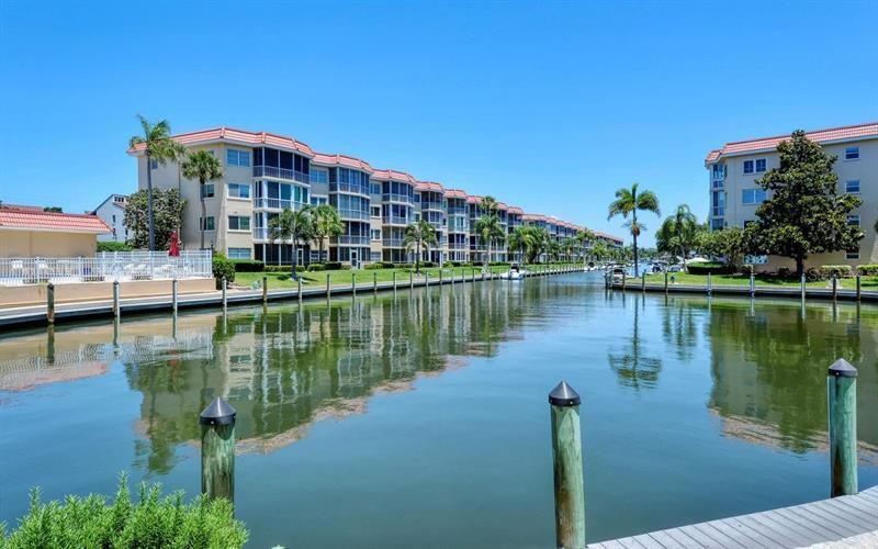 1250 N Portofino Drive, Unit 102MAR, Sarasota, FL 34242 Photo