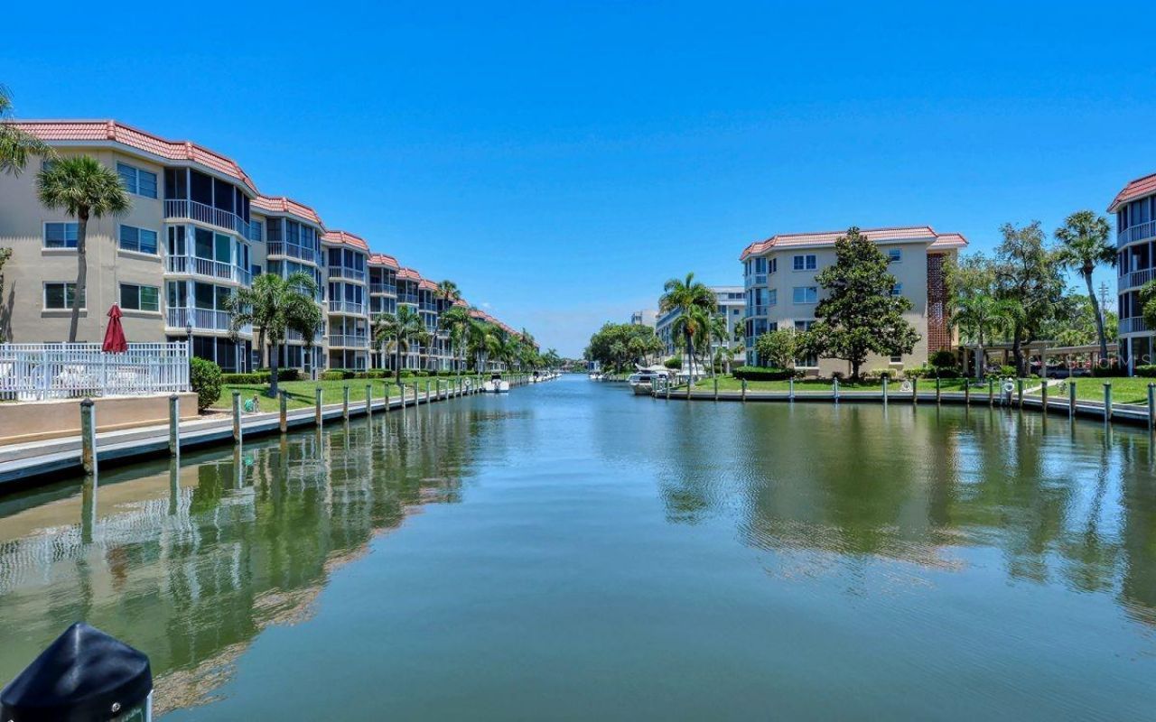 1250 N Portofino Drive, Unit 102MAR, Sarasota, FL 34242 Photo