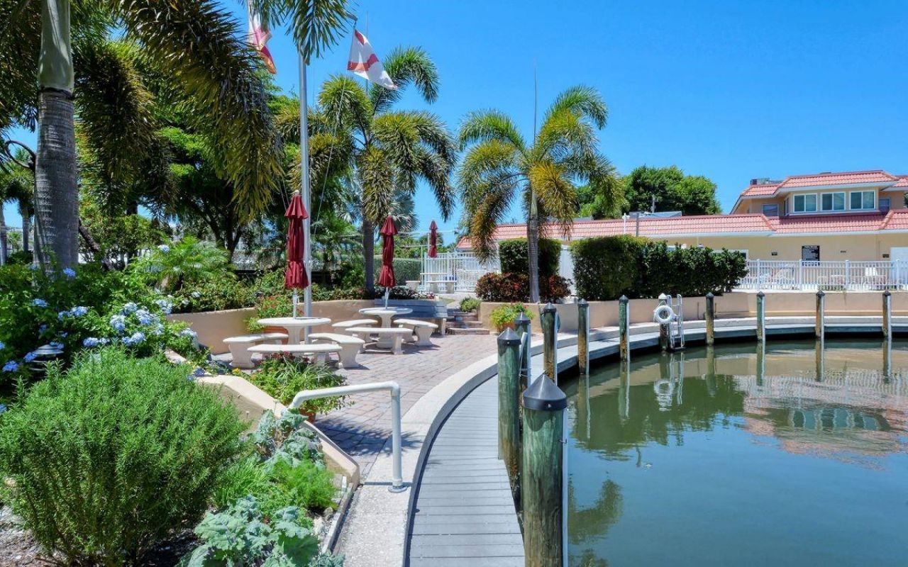 1250 N Portofino Drive, Unit 102MAR, Sarasota, FL 34242 Photo