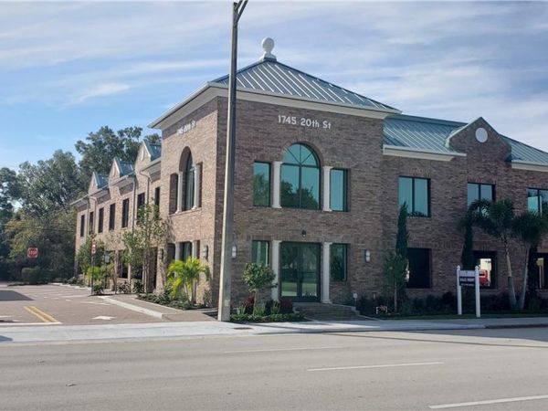 1745 20th Street, Vero Beach, FL 32960