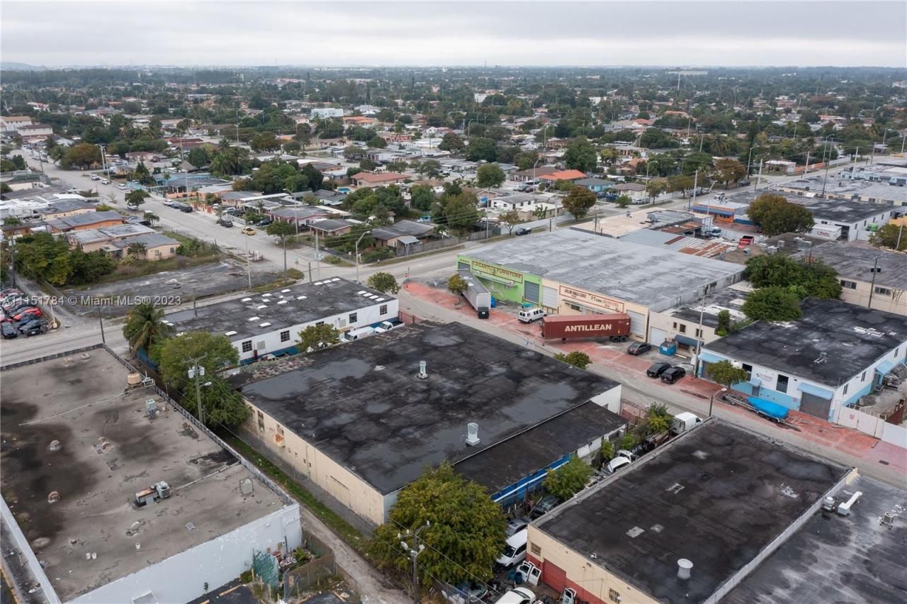 1040 E 26th Street, Hialeah, FL 33013 Photo