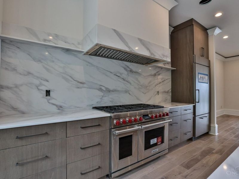 325 Oregon Street, Unit 10, Cincinnati, OH 45202 Photo 27