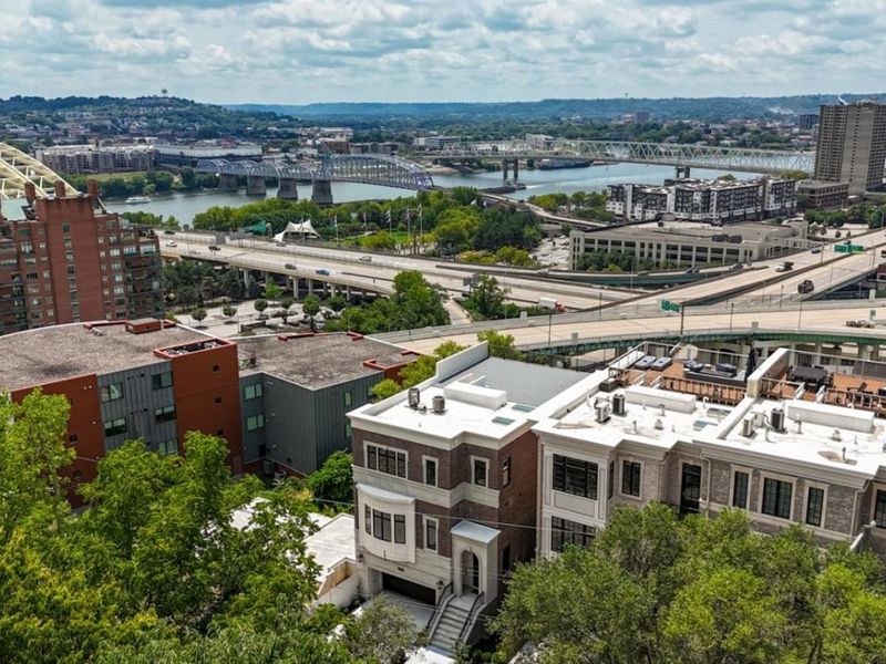 325 Oregon Street, Unit 10, Cincinnati, OH 45202 Photo 53