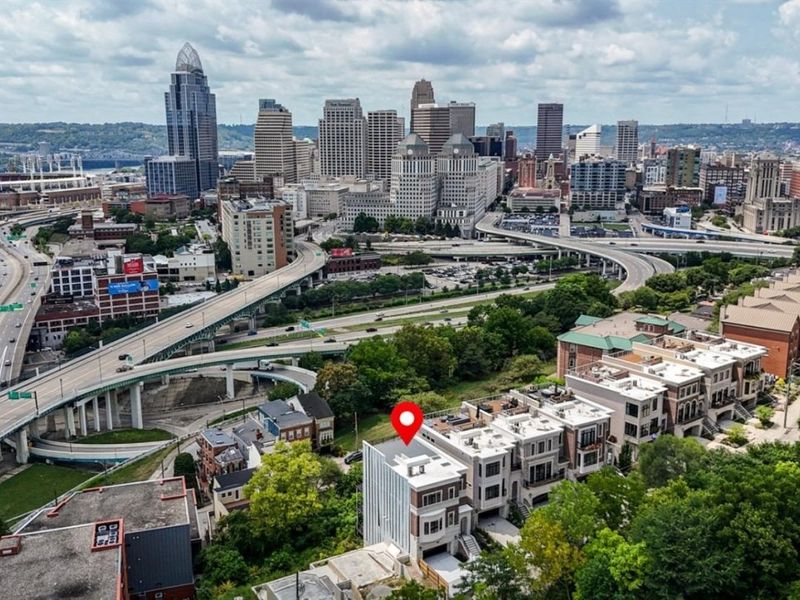 325 Oregon Street, Unit 10, Cincinnati, OH 45202 Photo 56