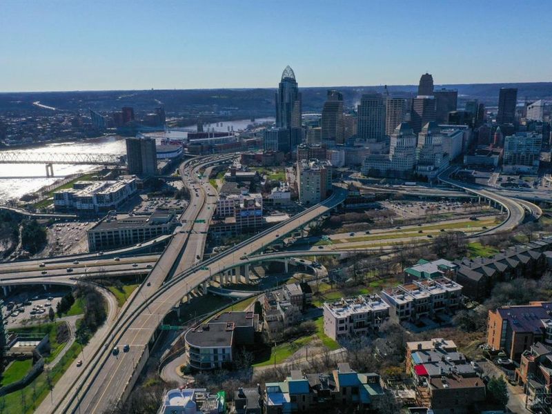 327 Oregon Street, Unit 9, Cincinnati, OH 45202 Photo 15