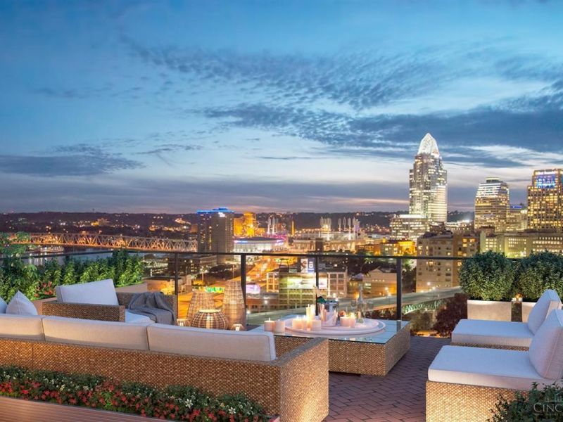 327 Oregon Street, Unit 9, Cincinnati, OH 45202 Photo 6