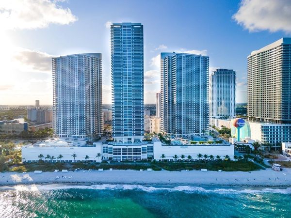 1830 OCEAN DR, Unit 4710, Hallandale Beach, FL 33009