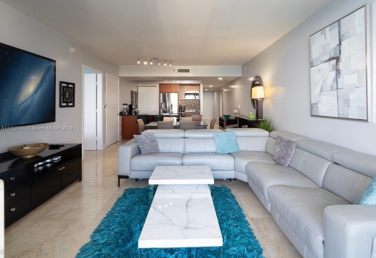 1830 Ocean Dr, Unit 4710, Hallandale Beach, FL 33009 Photo