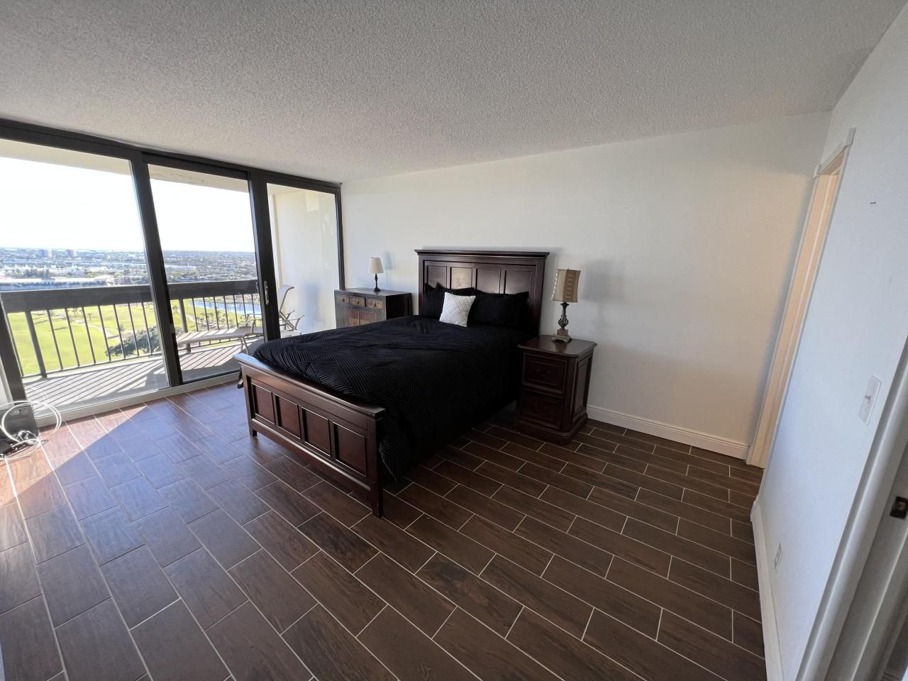 2400 Presidential Way, Unit Ph5, West Palm Beach, FL 33401 Photo