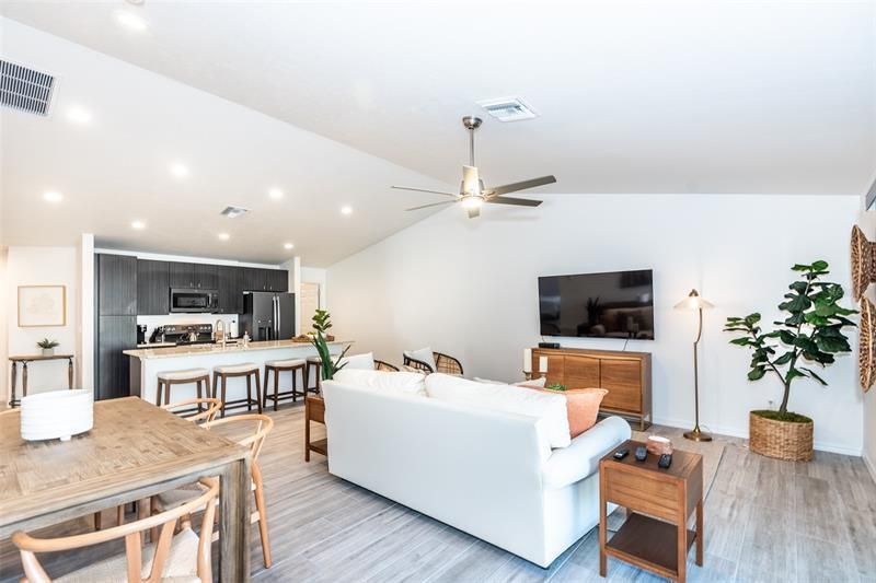219 Lewis Circle, Unit 112, Punta Gorda, FL 33950 Photo