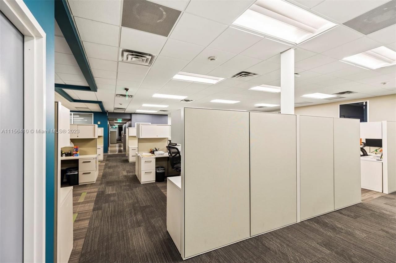 1455 N Park Dr, Weston, FL 33326 Photo