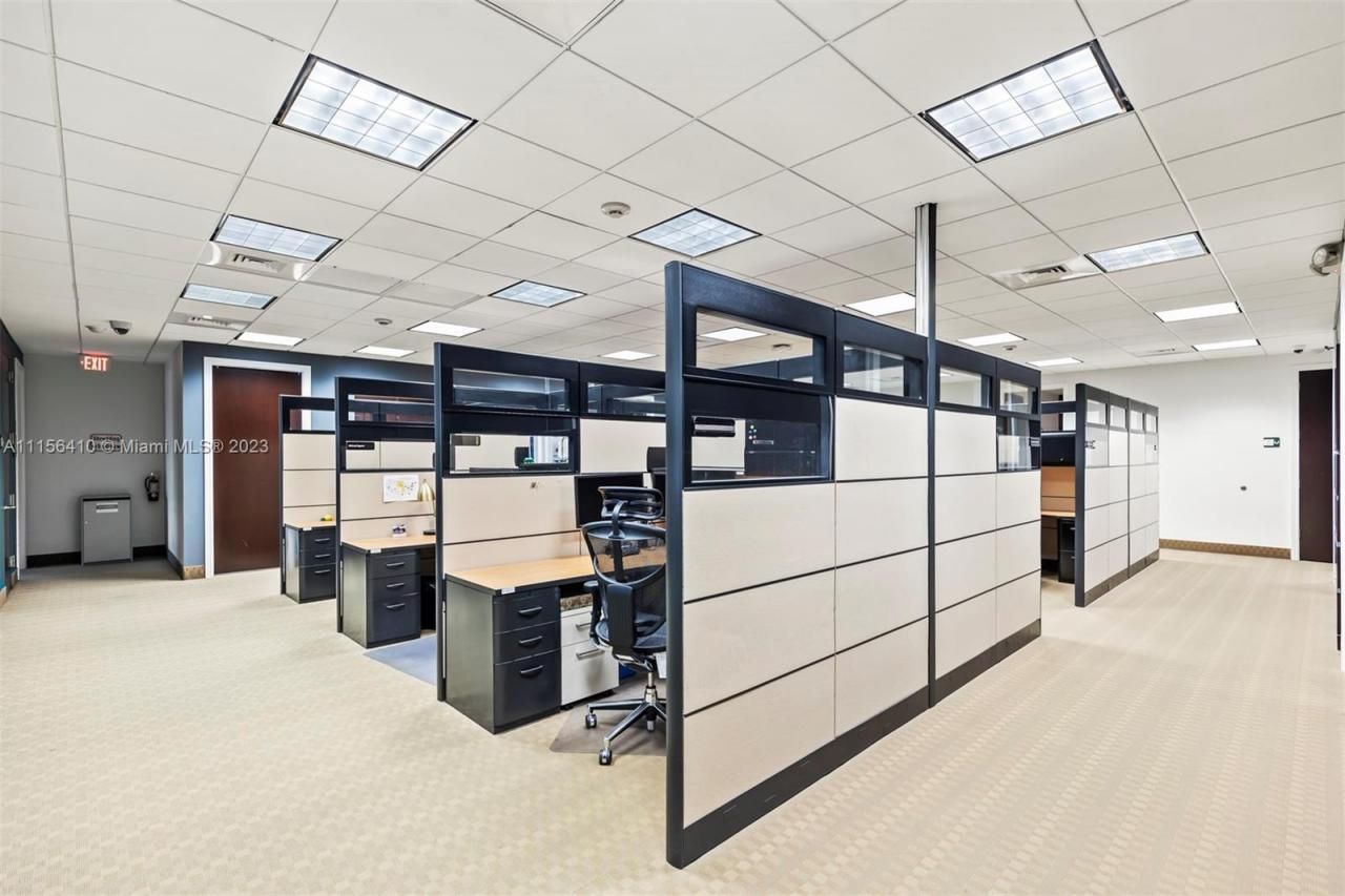 1455 N Park Dr, Weston, FL 33326 Photo