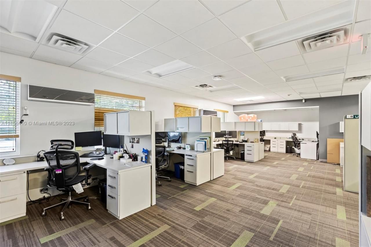 1455 N Park Dr, Weston, FL 33326 Photo