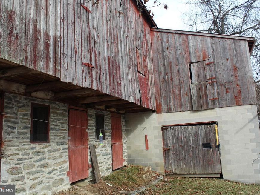 746 Kreutz Creek Road, Unit BARN, York, PA 17406 Main Photo