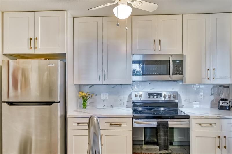 750 N Tamiami Trail, Unit 205, Sarasota, FL 34236 Photo